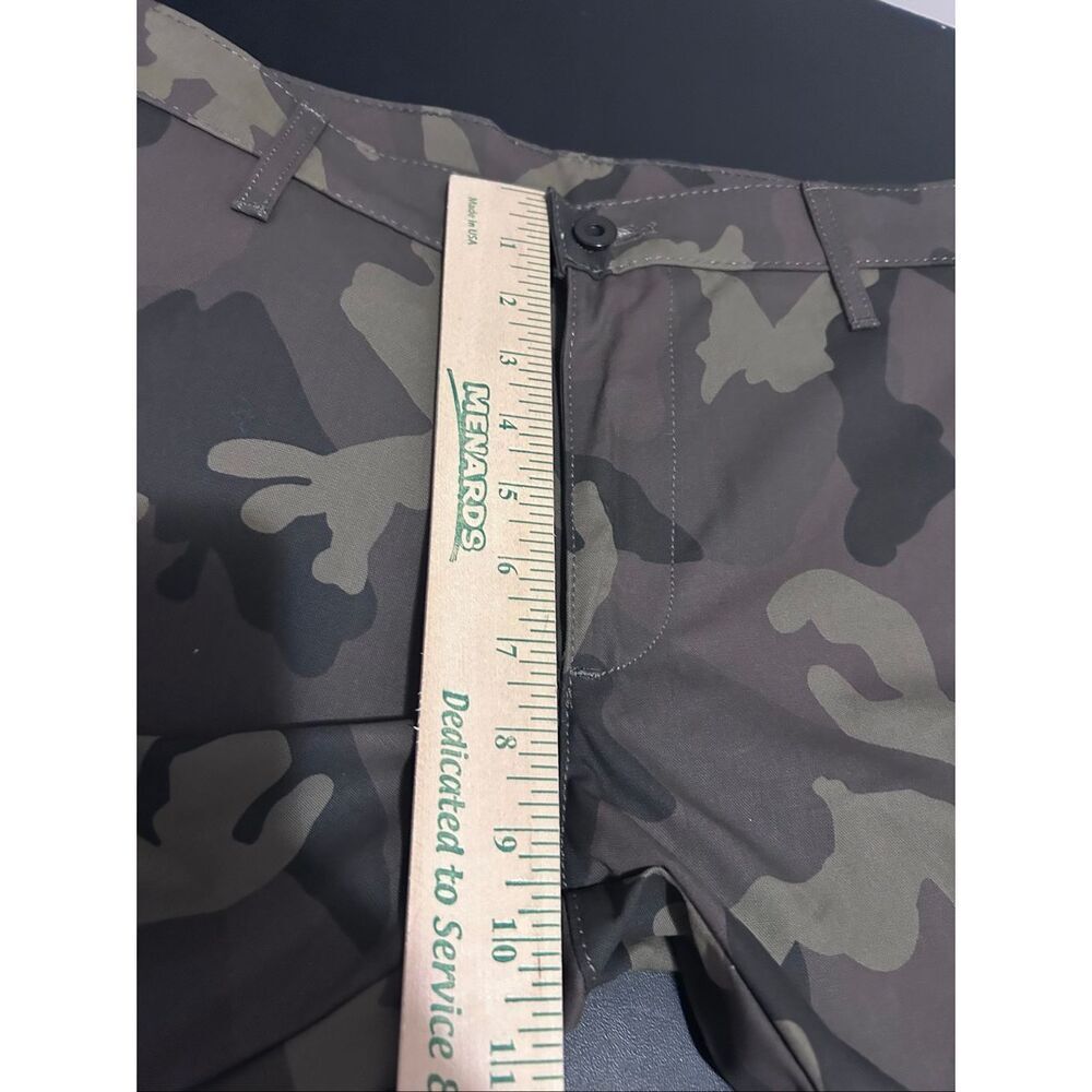 Men's Camouflage Chino Pants - Green Camo - Picture 10 of 13